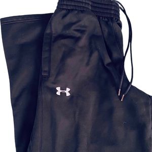 Classic black under armor medium sweat pants.